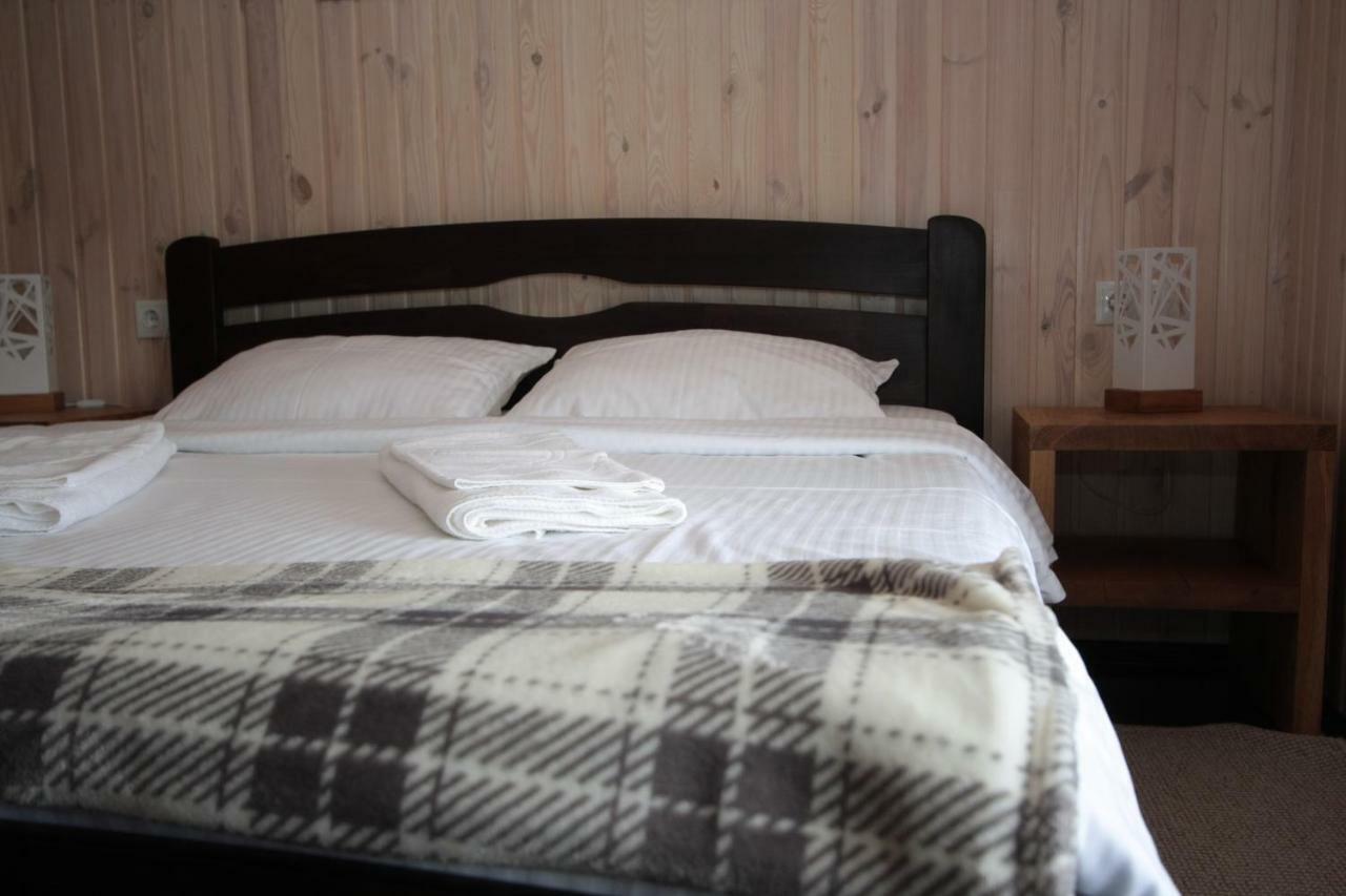 Hotel Ostrivky Świtaź Zewnętrze zdjęcie